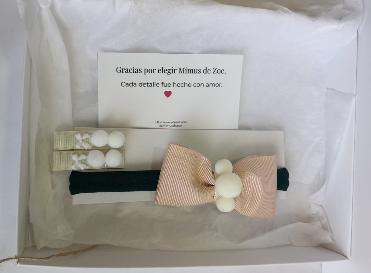 Kit Beige Pompones Deluxe